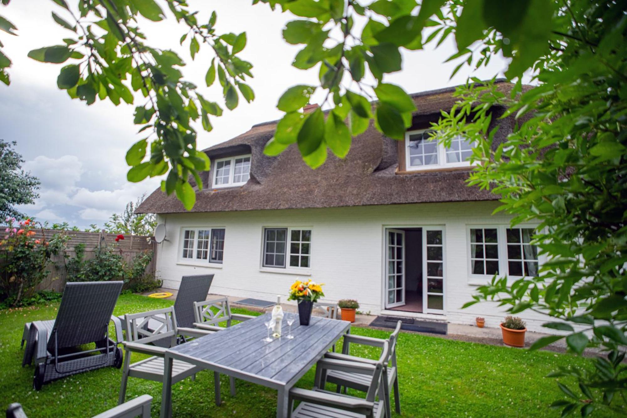 Apartamento Haus Am Leuchtturm Pellworm Exterior foto